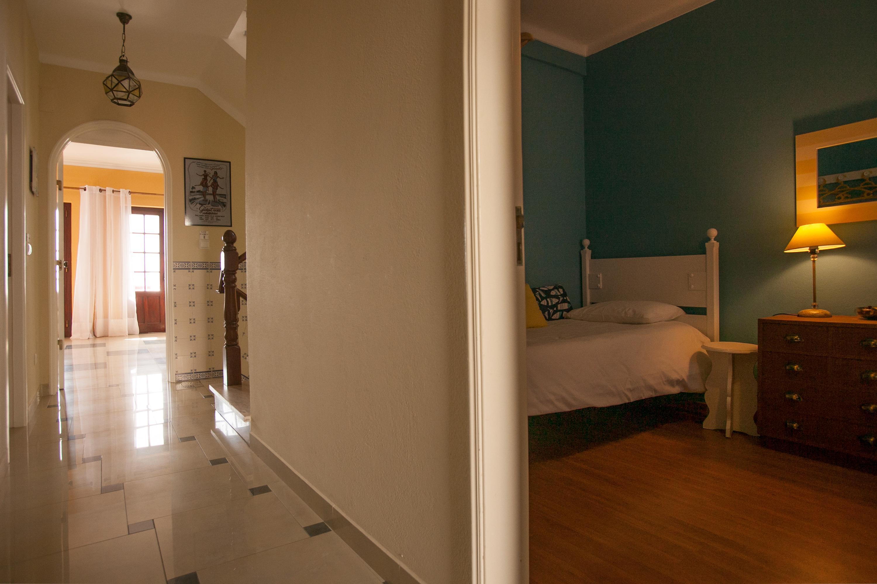 Ericeira Chill Hill Hostel & Private Rooms - Peach Garden Exteriör bild