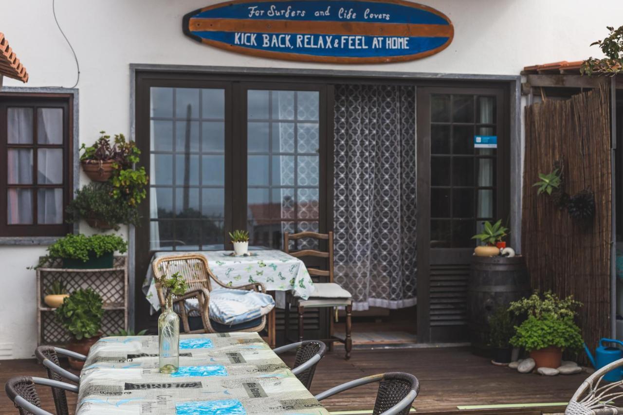 Ericeira Chill Hill Hostel & Private Rooms - Peach Garden Exteriör bild
